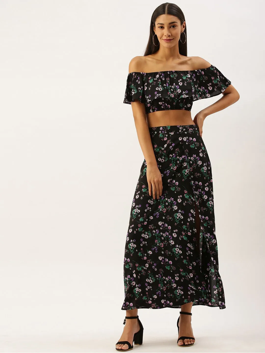 Berrylush Women Black Floral Printed Top And Skirt Set