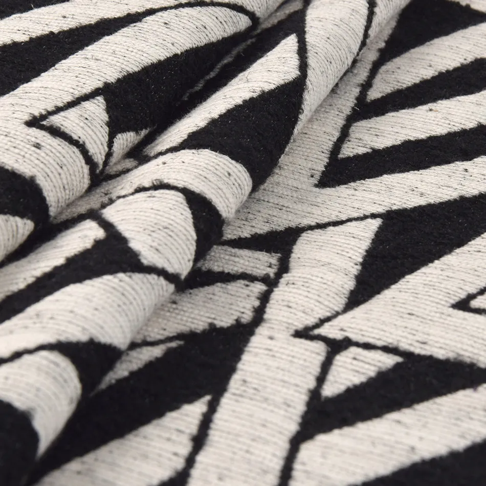 Black & Ivory Geometric Jacquard 3307