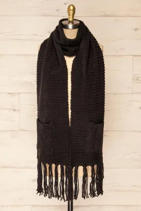 Chunkyss Black | Thick Knit Scarf w/ Pockets