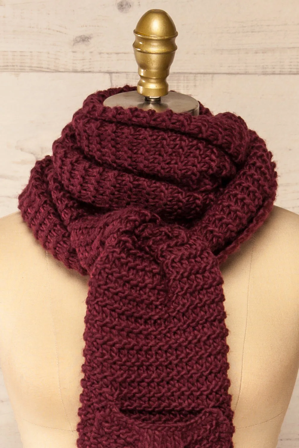 Chunkyss Burgundy | Thick Knit Scarf w/ Pockets