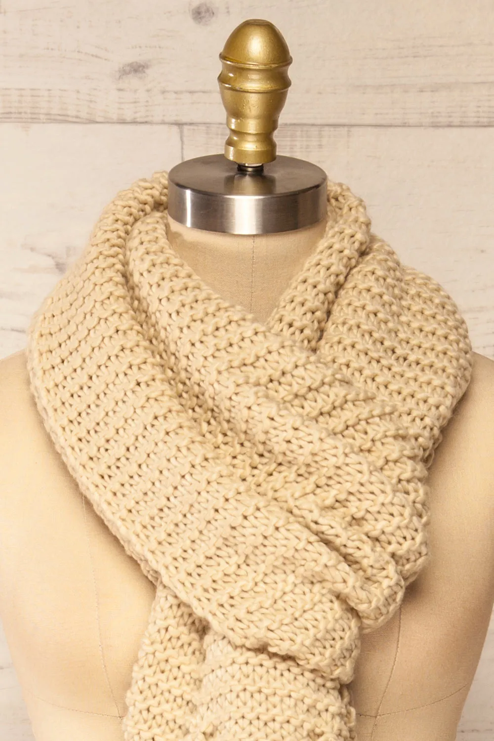 Chunkyss Ivory | Thick Knit Scarf w/ Pockets