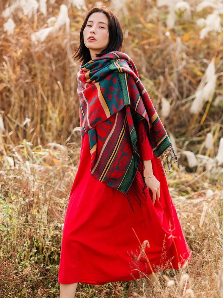 Ethnic wind scarf female Tibetan Spring and Autumn towel outside the cloak air conditioning shawl