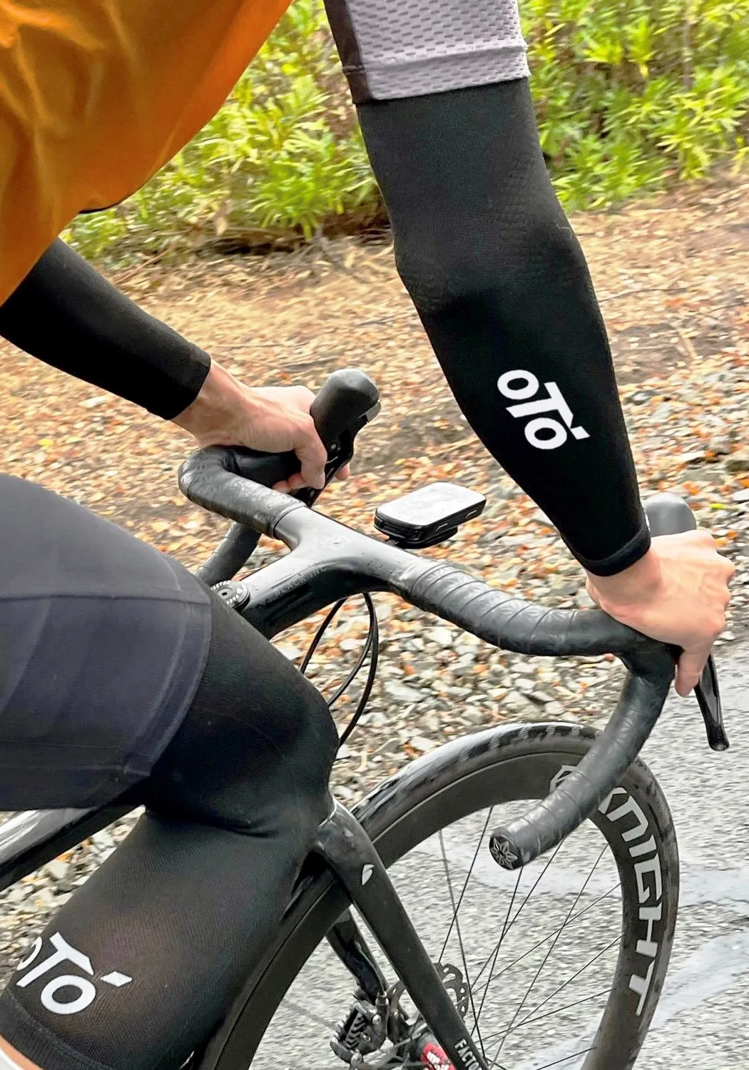 Graphene Arm Warmers