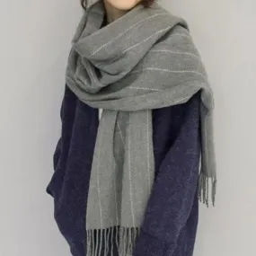 Gray Black White Stitches Lines Wool Flat Knit Scarf