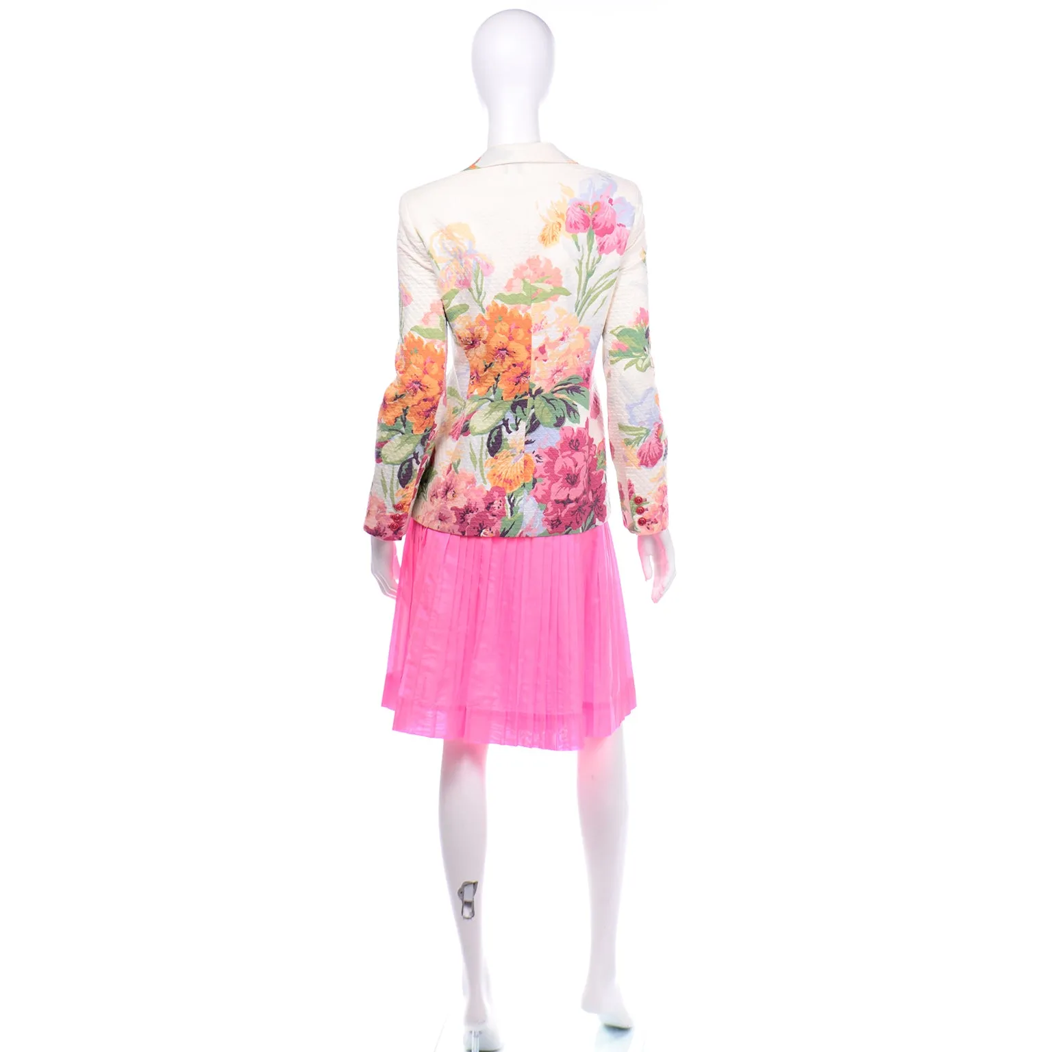 Oscar de la Renta Pink Skirt With Top and Floral Jacket