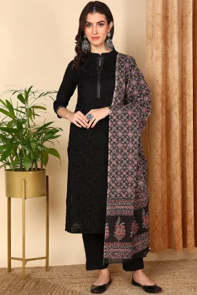 Plus Size Black Pure Cotton Solid Embroidered Straight Suit Set