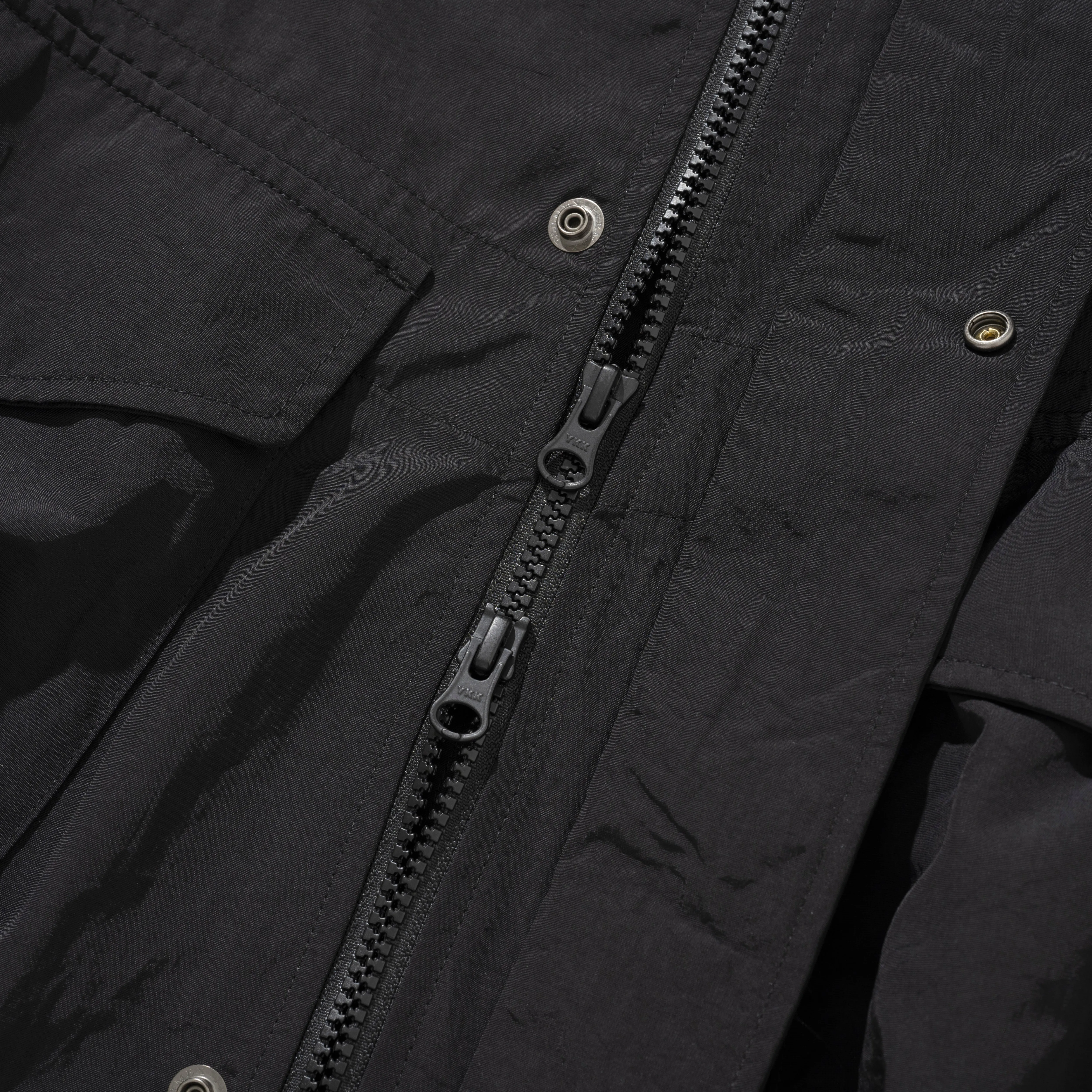 POCKET HOODED PARKA - BLACK