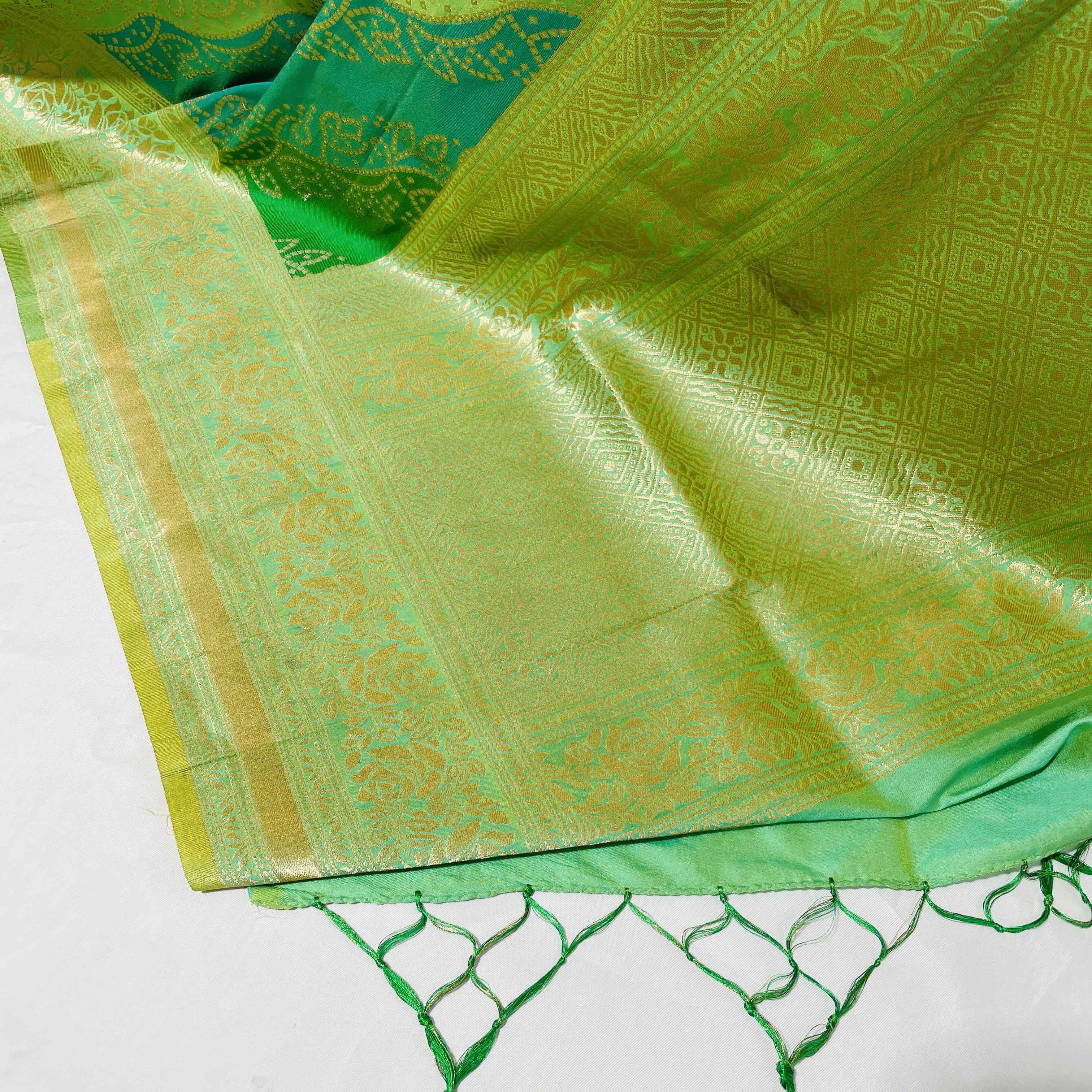 Premium Green Floral Print Banarsi Jacquard Dupatta