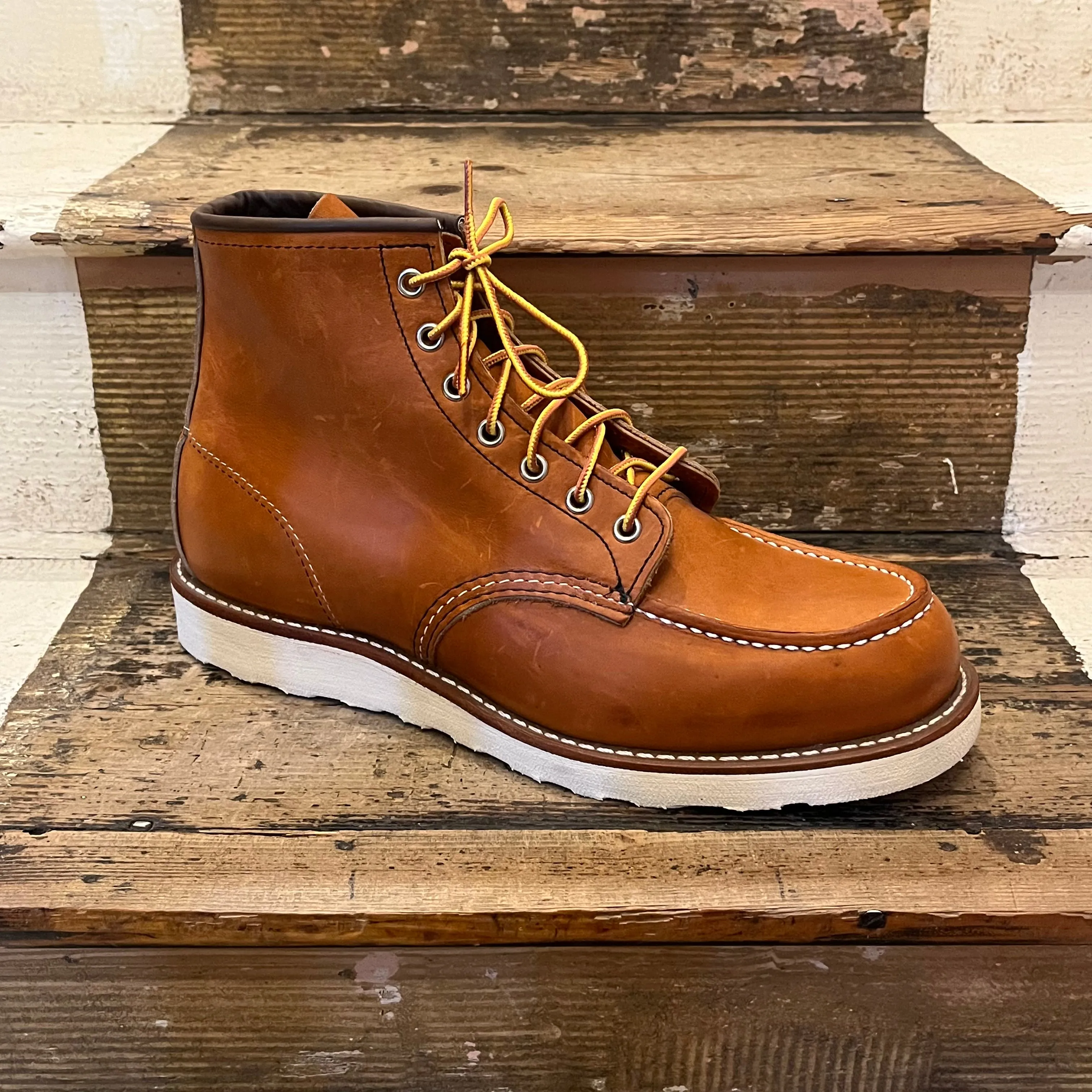 Red Wing - Classic Moc Toe - 0875 - 3 - Oro Legacy