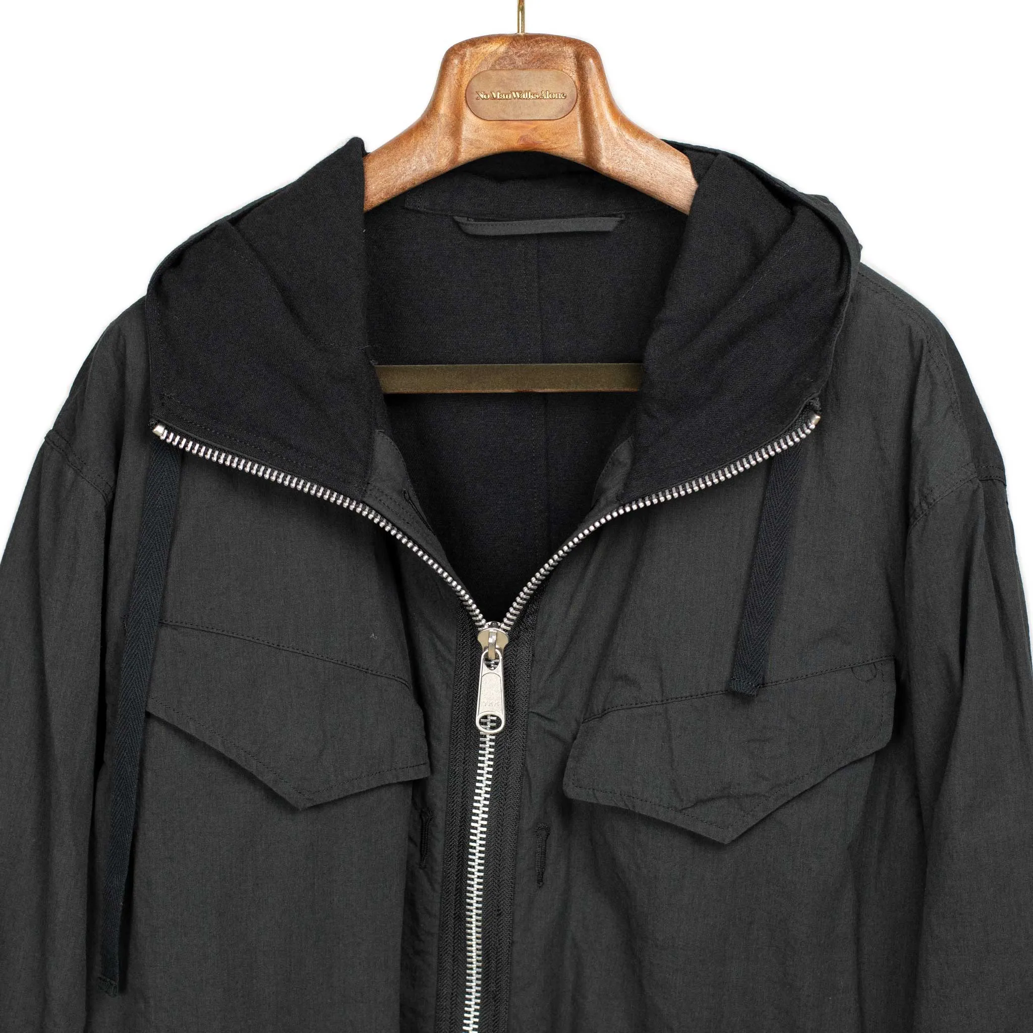 Reversible parka in anthracite high density cotton/nylon and black cotton/wool flannel