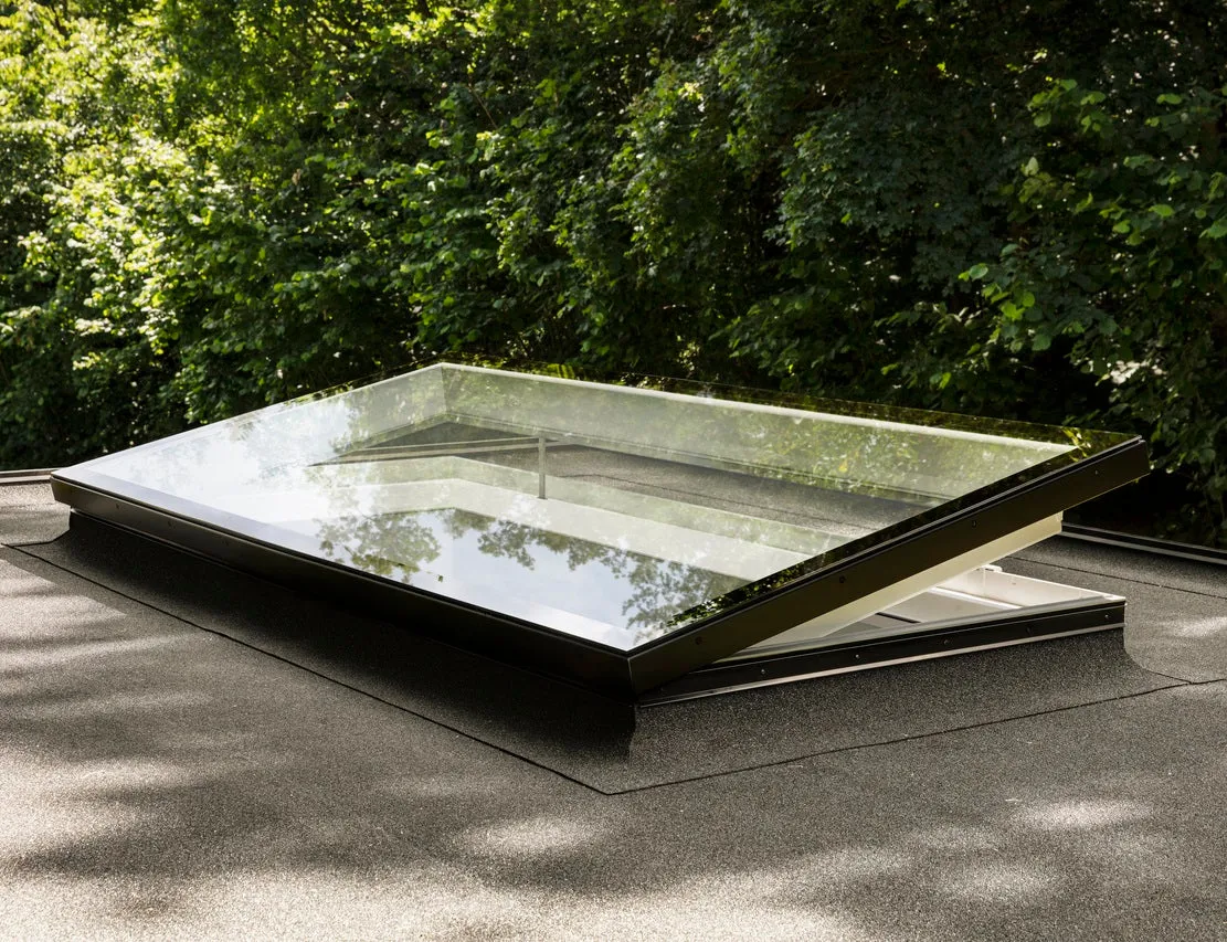 VELUX CVU 150080 1093 INTEGRA® SOLAR Curved Glass Rooflight Package 150 x 80 cm (Including CVU Triple Glazed Base & ISU Curved Glass Top Cover)