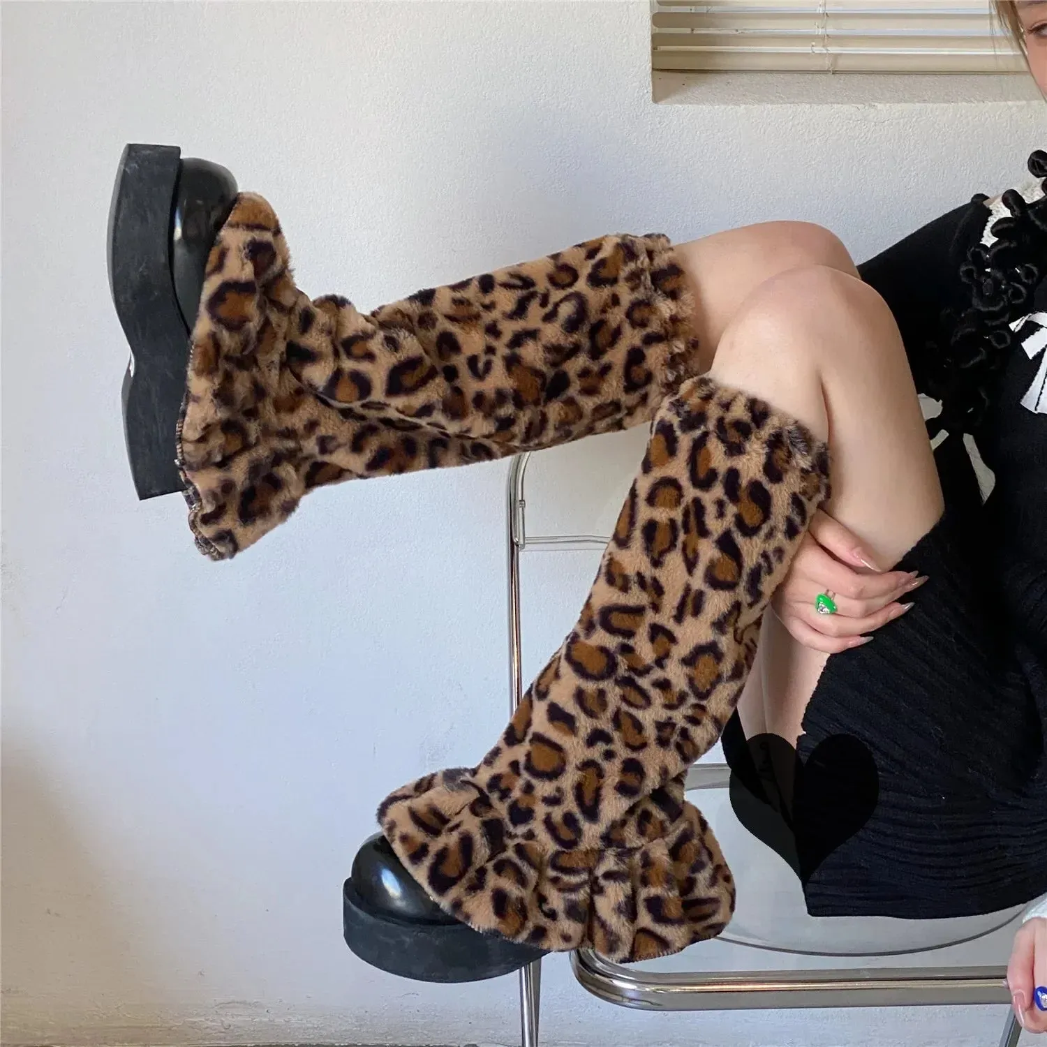 Vevesc PINK Leopard Fur Leg Warmers Warm Thickening Plush Leg Socks Cover Y2K Winter Leggings Calf Socks Japanese JK Lolita Boot Cuffs