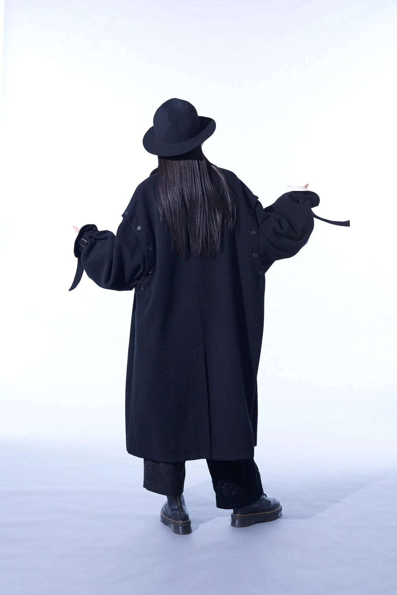 W/TOP MOSSA FLY FRONT LONG COAT WITH REMOVABLE SLEEVES